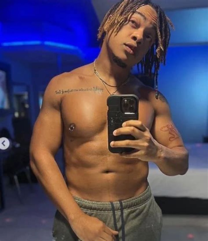 Spence Taylor (TikTok Star) - Age, Birthday, Bio, Facts, Family, Net Worth, Height & More