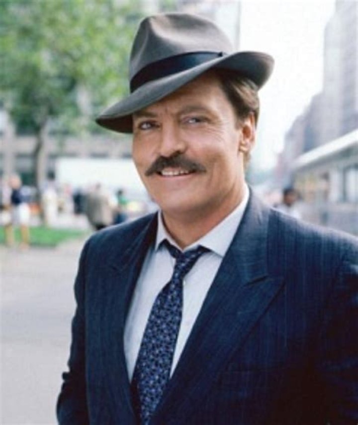 Stacy Keach (TV Actor) - Age, Birthday, Bio, Facts, Family, Net Worth, Height & More