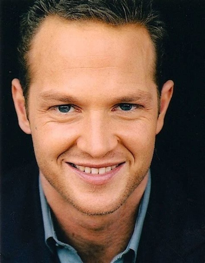 Stan Kirsch (TV Schauspieler) - Alter, Geburtstag, Bio, Fakten, Familie, Vermögen, Größe & mehr