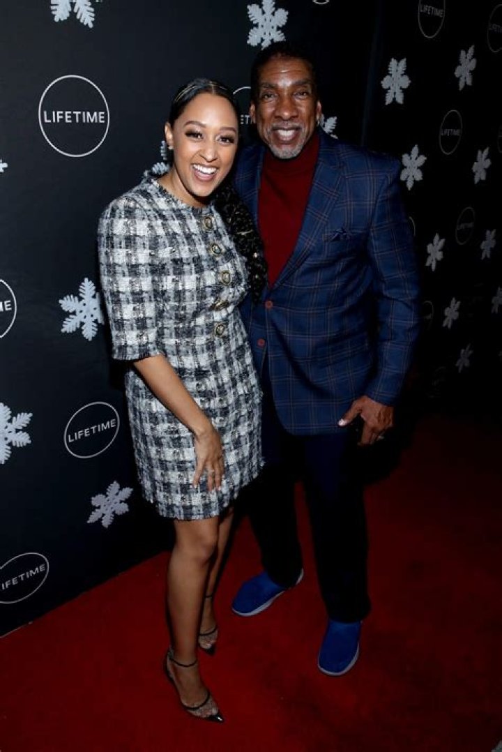 Stan Shaw (Movie Actor) - Age, Birthday, Bio, Facts, Family, Net Worth, Height & More