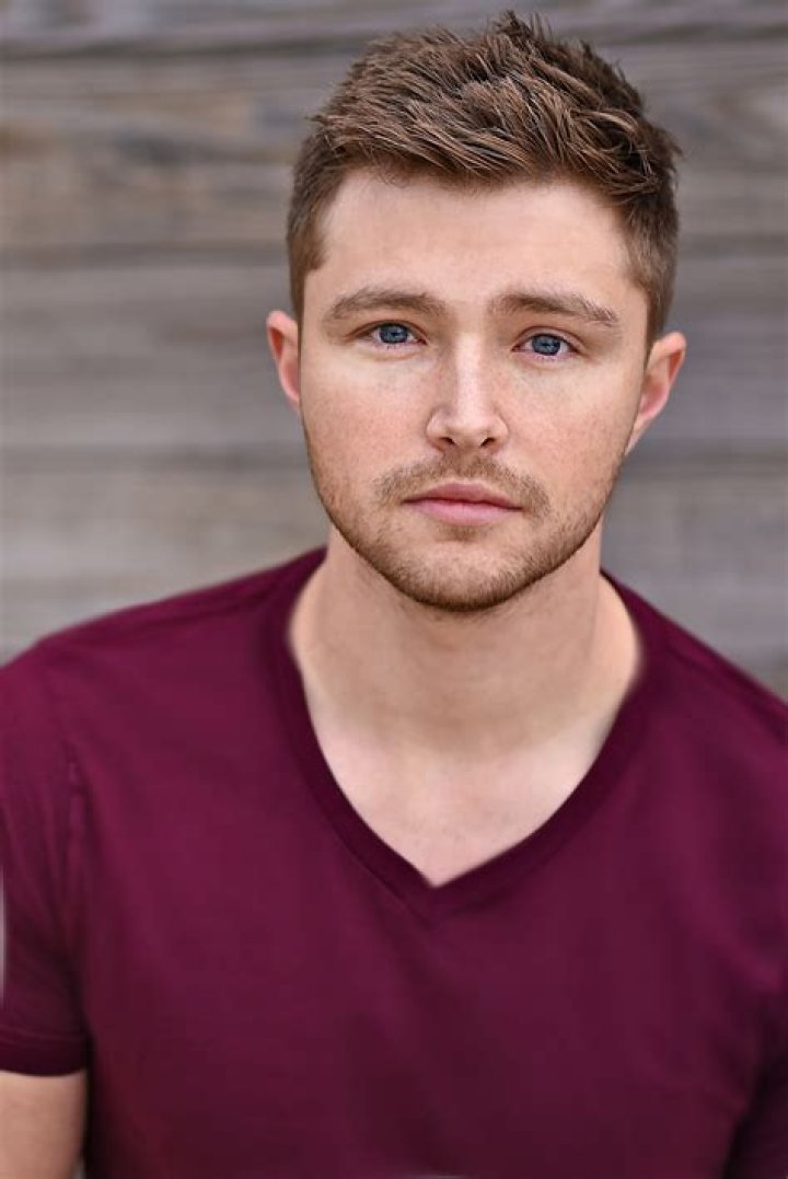 Sterling Knight - CelebNetWorth