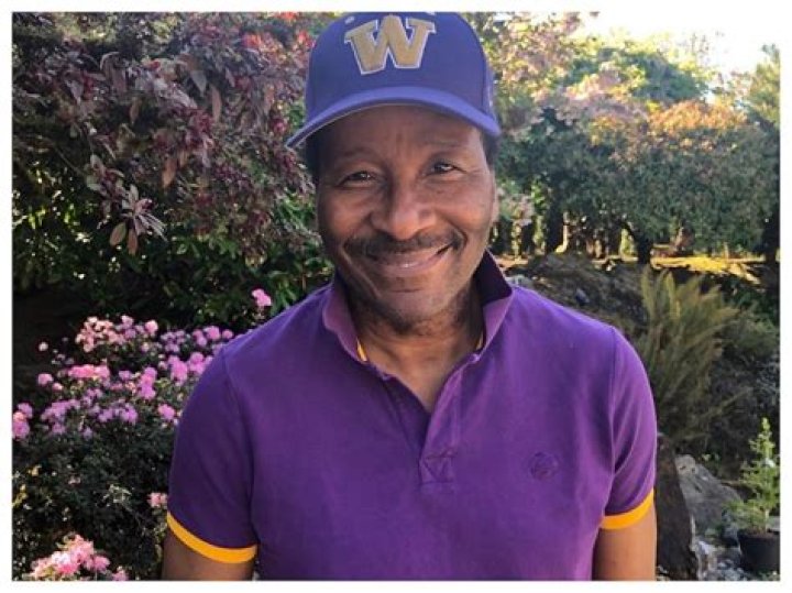 Steve Pool (TV Show Host) - Age, Birthday, Bio, Facts, Family, Net Worth, Height & More