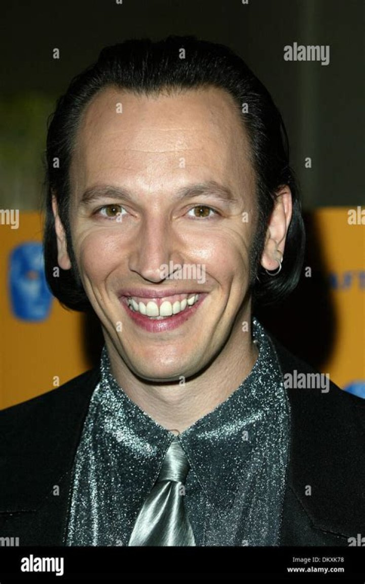 Steve Valentine (TV Actor) - Age, Birthday, Bio, Facts, Family, Net Worth, Height & More