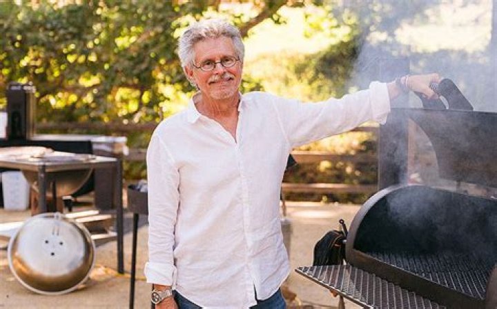 Steven Raichlen Biography, Age, Height, Wife, Net Worth, Family