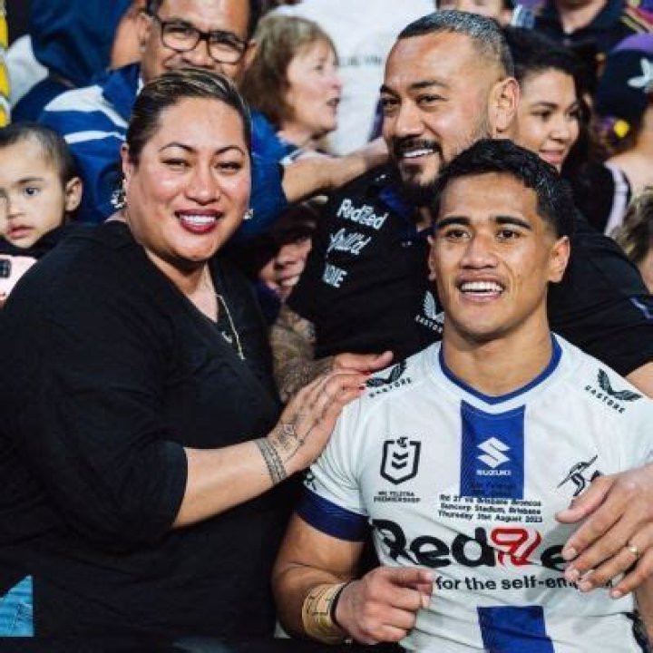Sua Faalogo Wiki | Where Are His Parents From | Family And Heritage