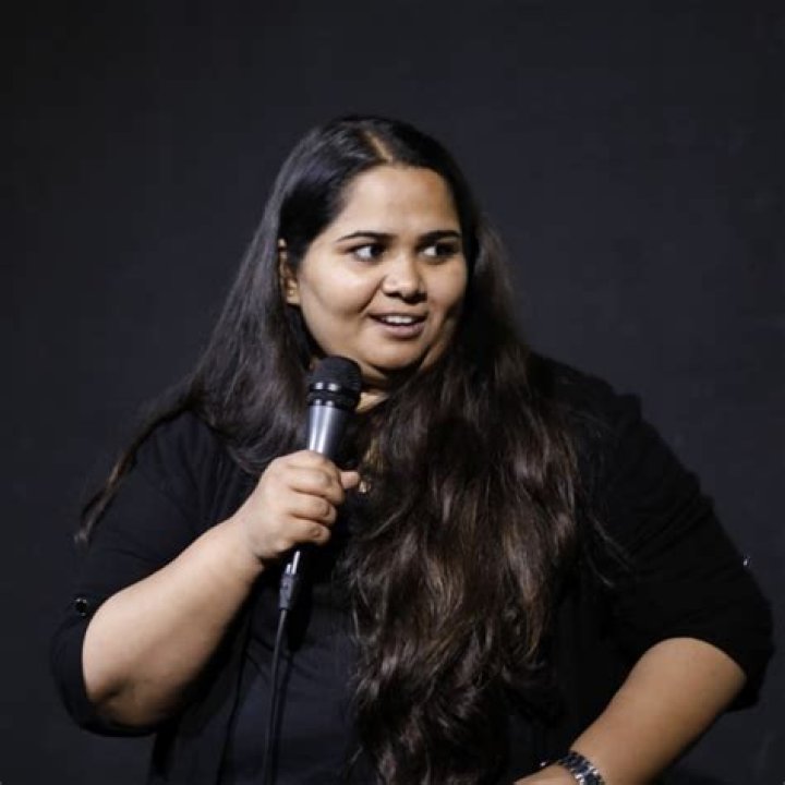 Sumukhi Suresh Height, Weight, Net Worth, Age, Birthday, Wikipedia, Who, Instagram, Biography