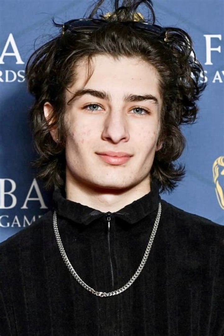 Sunny Suljic (Movie Actor) - Age, Birthday, Bio, Facts, Family, Net Worth, Height & More