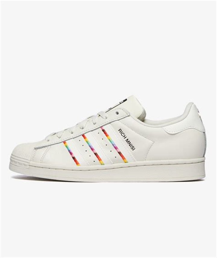 Superstar Pride (Rapper) - Age, Birthday, Bio, Facts, Family, Net Worth, Height & More