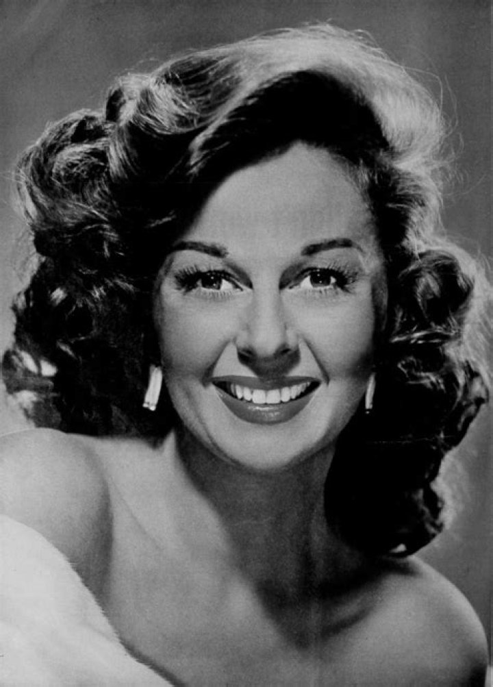Susan Hayward (Movie Actress) - Age, Birthday, Bio, Facts, Family, Net Worth, Height & More