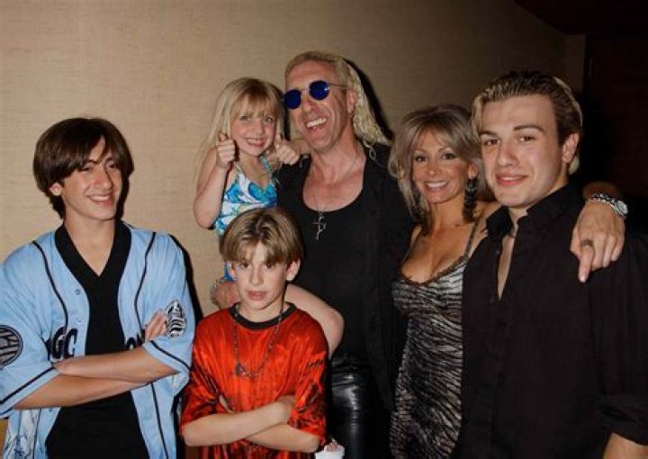 Suzette Snider (Family Member) - Age, Birthday, Bio, Facts, Family, Net Worth, Height & More
