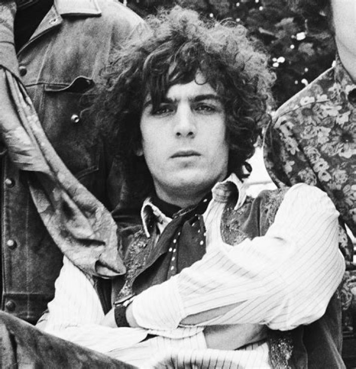 Syd Barrett (Rock Singer) - Age, Birthday, Bio, Facts, Family, Net Worth, Height & More