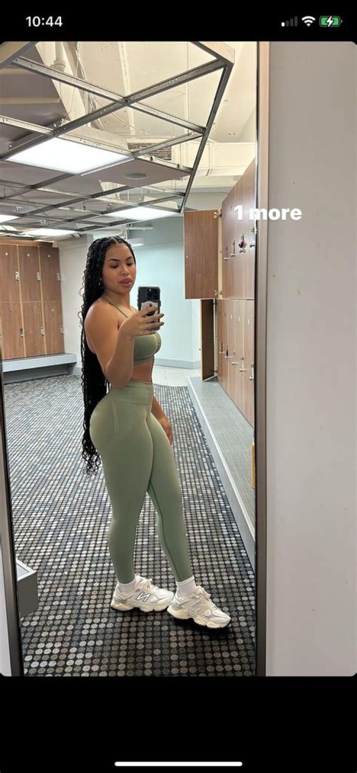 Sydney Williams (TikTok Star) - Age, Birthday, Bio, Facts, Family, Net Worth, Height & More