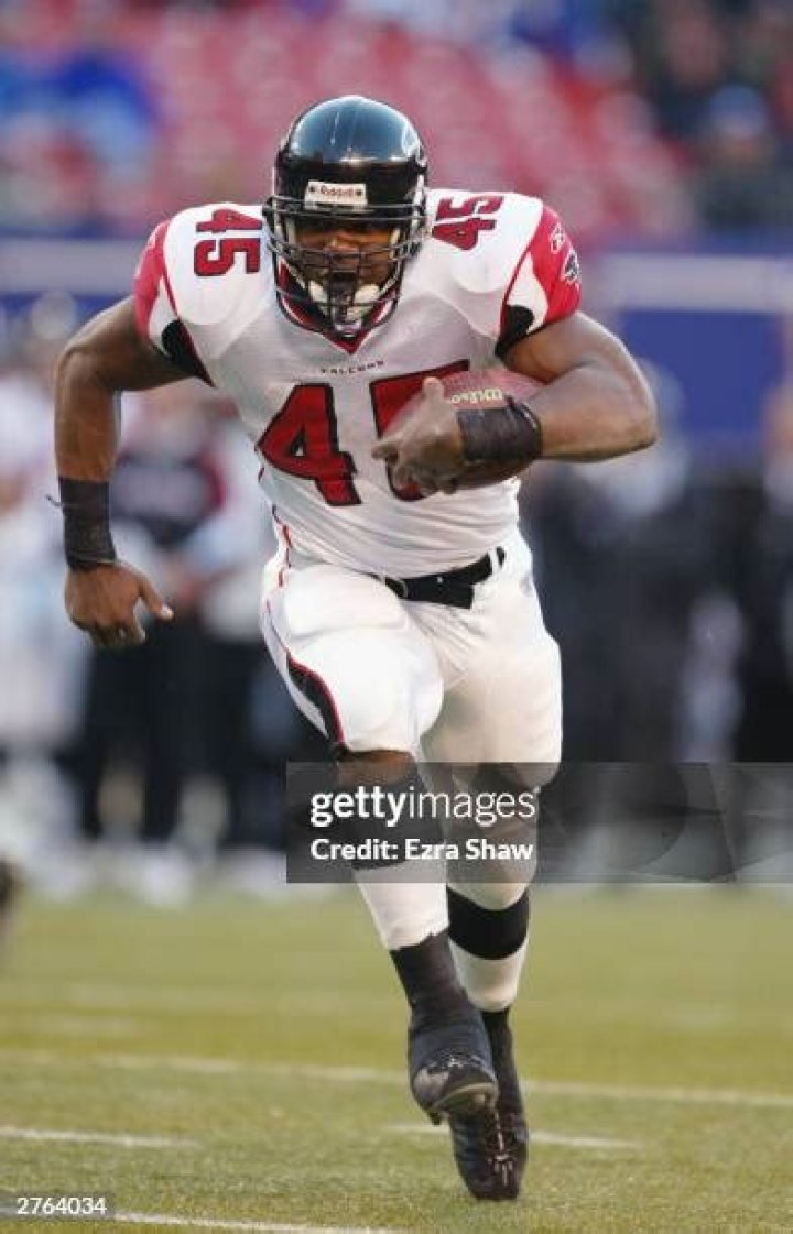 T. J. Duckett Biography, Age, Height, Wife, Net Worth, Family