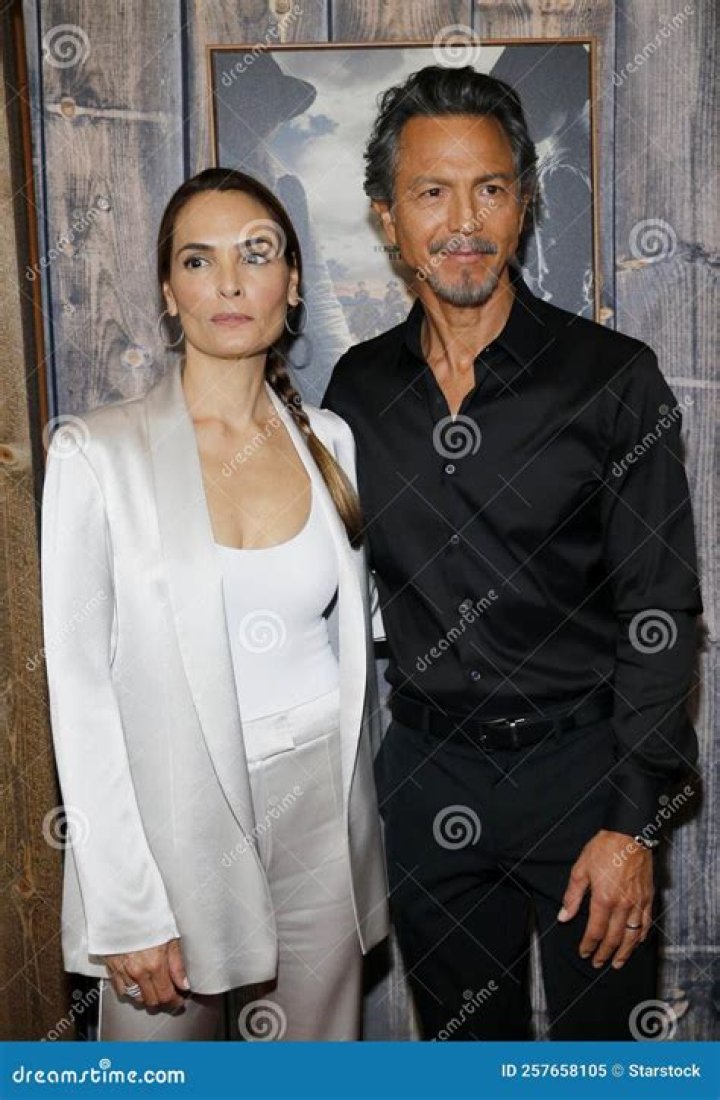 How tall is Talisa Soto