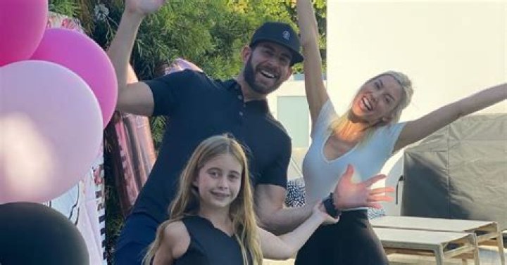 Tarek El Moussa Shares Sweet Video of Daughter Taylor Hugging Fiancee Heather Rae Young: ‘I Love This’