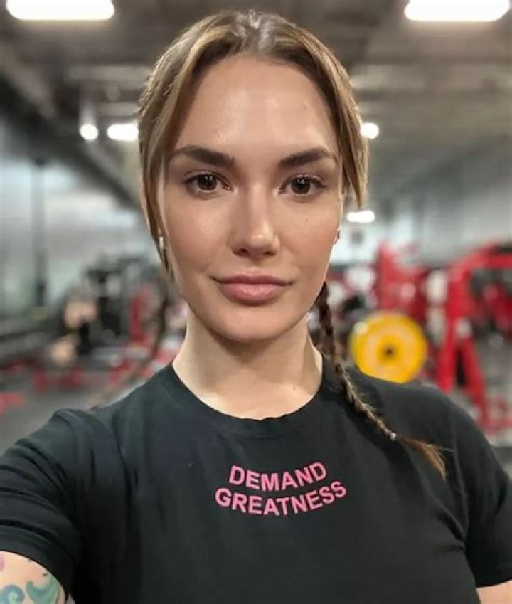 Tawny Dahl Height, Weight, Net Worth, Age, Wiki, Who, Instagram, Biography