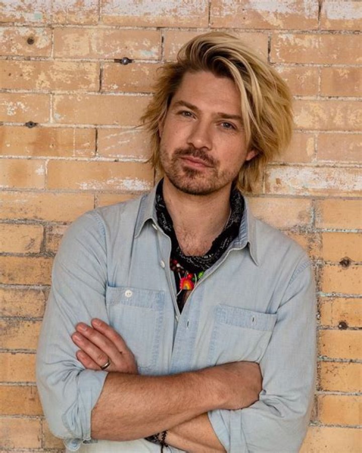 Taylor Hanson Biography, Age, Height, Wife, Net Worth, Family