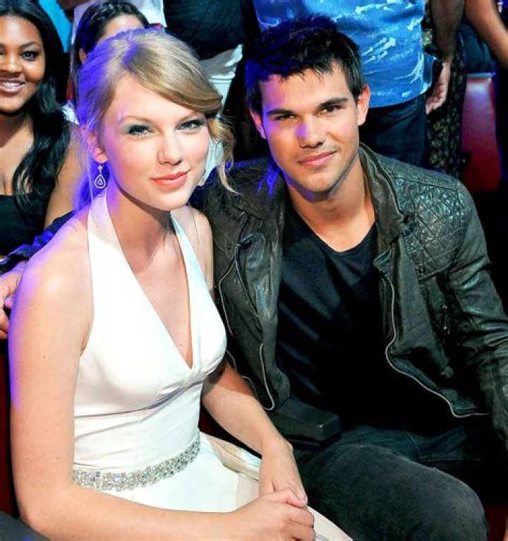 It’s a Love Story! See Taylor Swift’s Complete Dating History: Joe Alwyn, Matty Healy and More