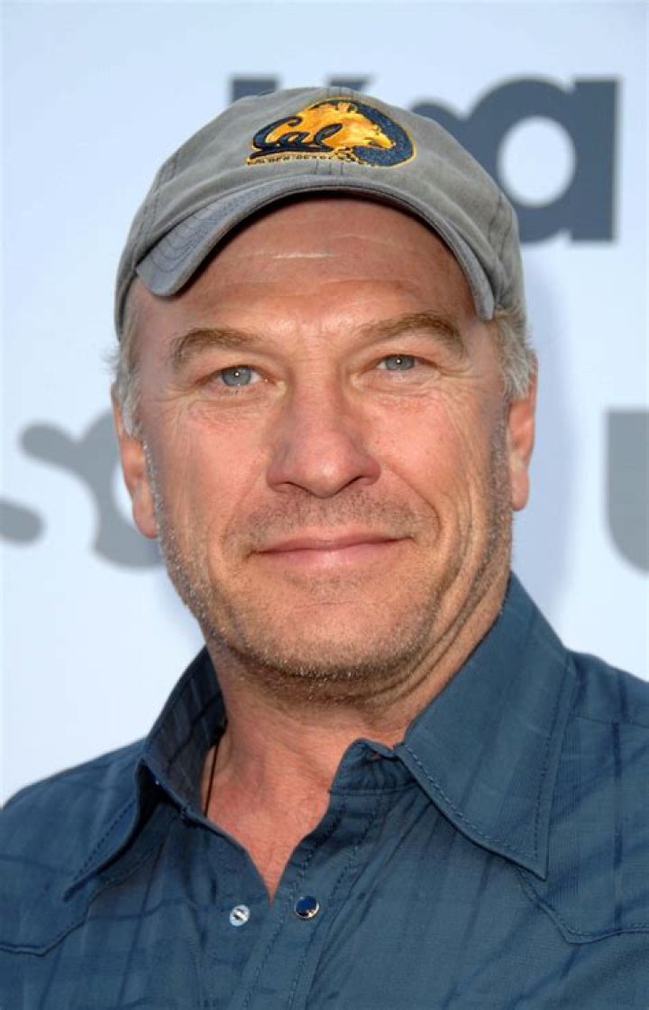 How tall is Ted Levine