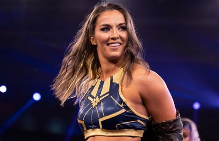 Tegan Nox (Wrestler) - Age, Birthday, Bio, Facts, Family, Net Worth, Height & More