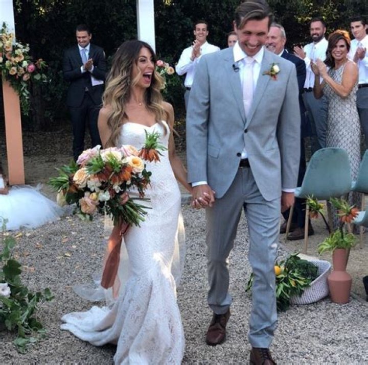 ‘The Bachelor’ Alum Tenley Molzahn Is Finally Married — See Pics From Her Wedding!