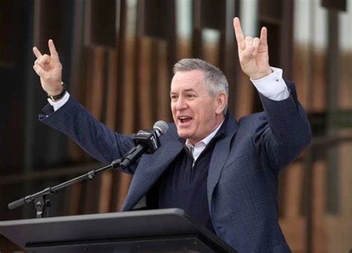 Tim Leiweke Biography, Age, Height, Wife, Net Worth, Family