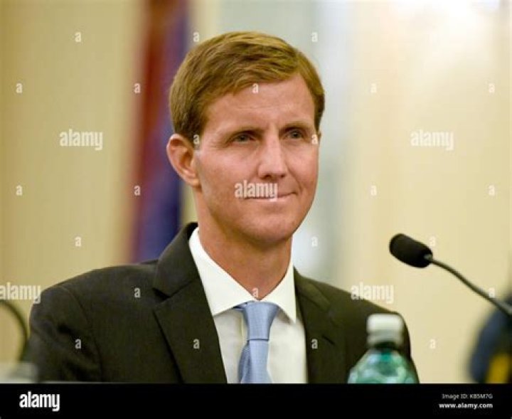 Timothy Gallaudet Biography, Age, Height, Wife, Net Worth, Family