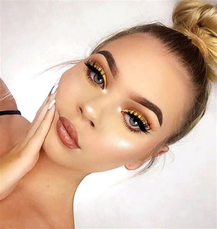 Tina Halada Age - Bio, Wiki, Height, Net Worth, Relationship (2023)