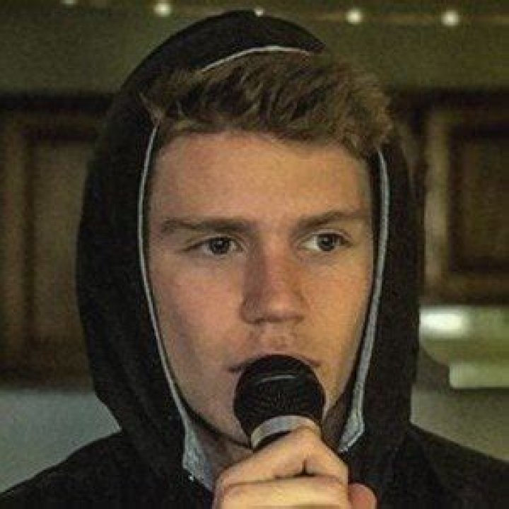 Tobias Phillips Age | Wiki, Net worth, Bio, Height, Girlfriend?