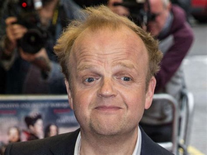Toby Jones (Movie Actor) - Age, Birthday, Bio, Facts, Family, Net Worth, Height & More
