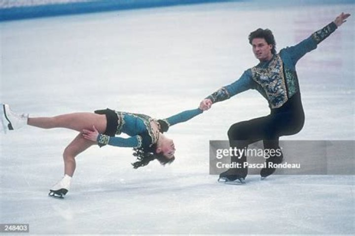 Todd Reynolds Biography, Age, Height, Wife, Net Worth, Family