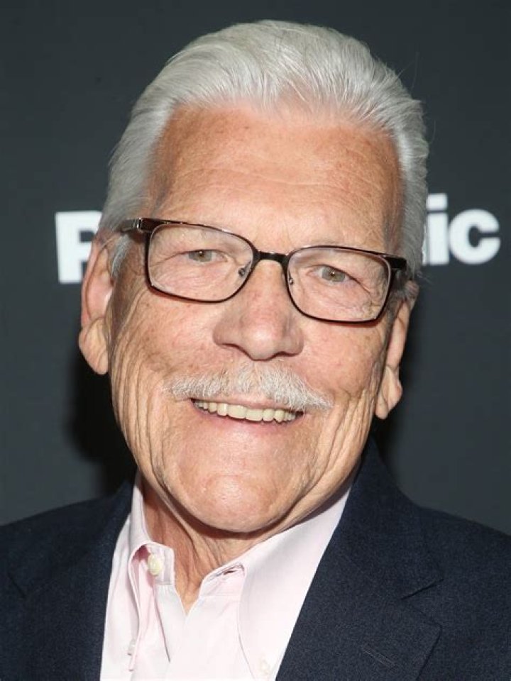 Tom Atkins (Movie Actor) - Age, Birthday, Bio, Facts, Family, Net Worth, Height & More