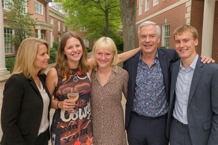 Tom Carver (Journalist) - Age, Birthday, Bio, Facts, Family, Net Worth, Height & More