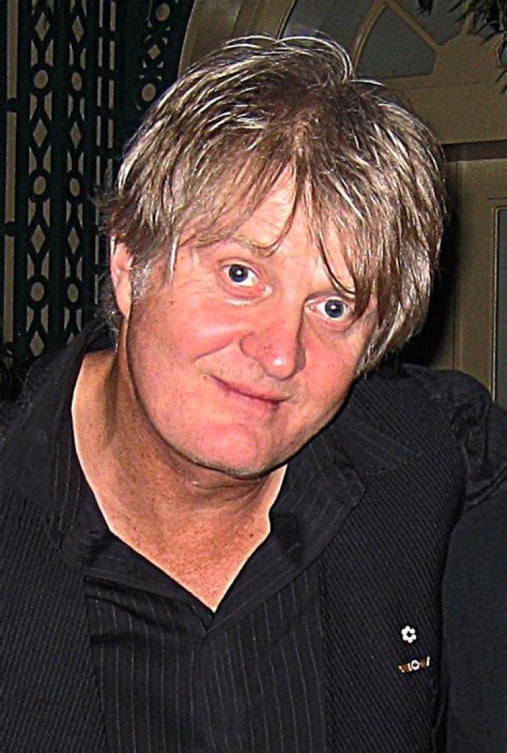 Tom Cochrane (Rock Singer) - Age, Birthday, Bio, Facts, Family, Net Worth, Height & More