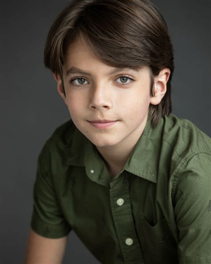 Tom Hulshof (TV Actor) - Age, Birthday, Bio, Facts, Family, Net Worth, Height & More