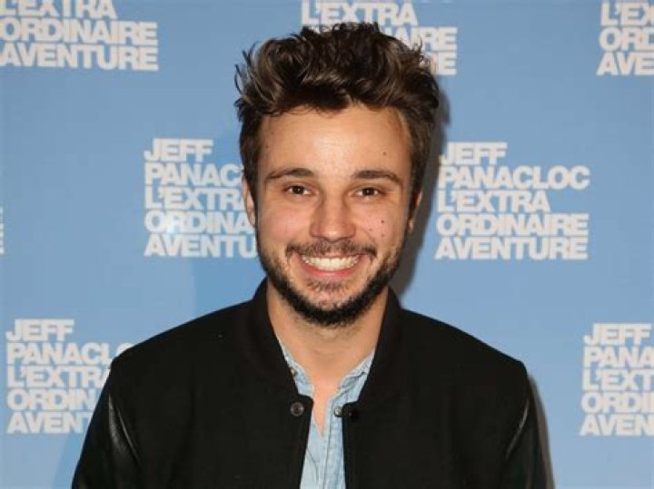 Tom Villa Qui Sont Ses Parents