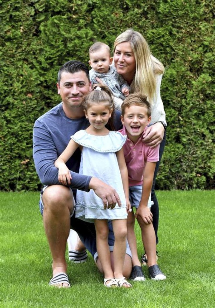 
Tomas Kaberle Wife Julia Kaberle and Three Children 