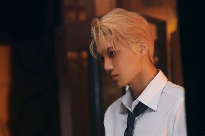 Tomomi Kai Biography, Age, Height, Husband, Net Worth, Family