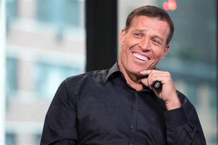 Tony Robbins Bio & Wiki: Net Worth, Age, Height & Weight