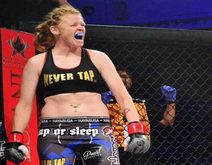 Tonya Evinger Biography, Age, Height, Husband, Net Worth, Family