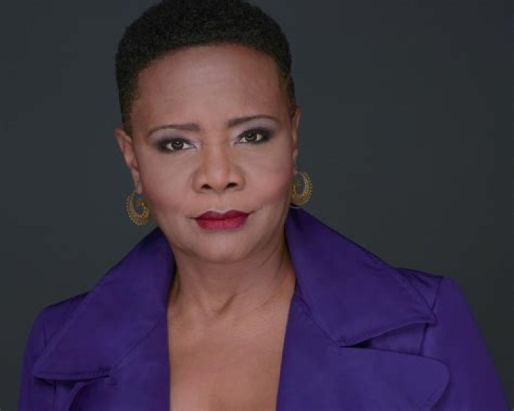 Tonya Pinkins (Stage Actress) - Age, Birthday, Bio, Facts, Family, Net Worth, Height & More