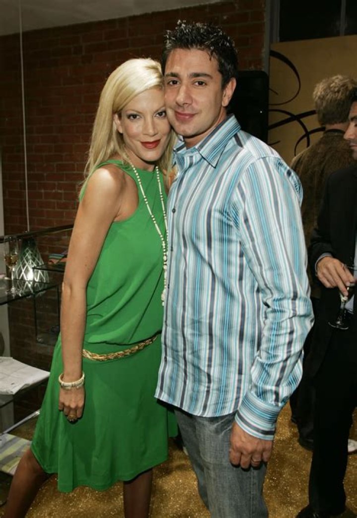 Tori Spelling Height, Weight, Net Worth, Age, Birthday, Wikipedia, Who, Nationality, Biography