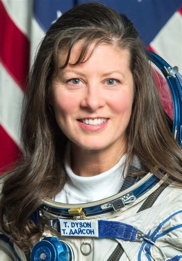 Tracy Caldwell Dyson (Astronaut) - Age, Birthday, Bio, Facts, Family, Net Worth, Height & More