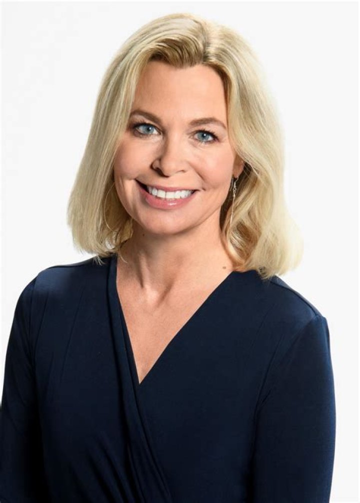 Tracy Smith Biography, Age, Height, Husband, Net Worth, Family