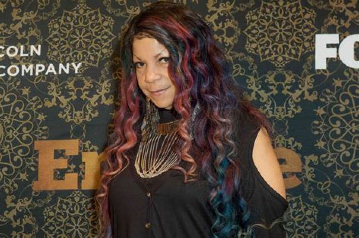 Tyka Nelson (R&B Singer) - Wiek, urodziny, bio, fakty, rodzina, wartość netto, wzrost i więcej