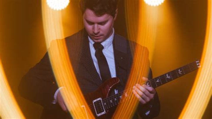 Tyler Larson (YouTube Star) - Age, Birthday, Bio, Facts, Family, Net Worth, Height & More