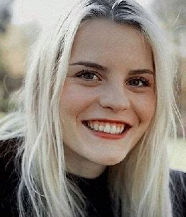 Ulrikke Falch (TV Actress) - Age, Birthday, Bio, Facts, Family, Net Worth, Height & More