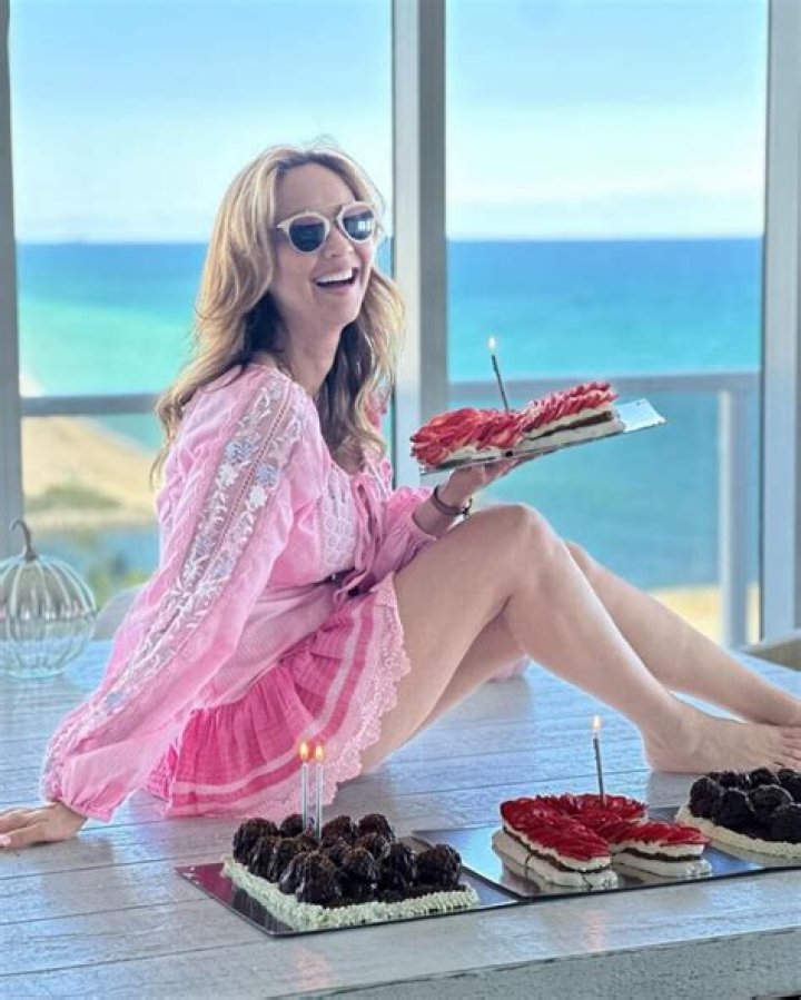 Verónica Bastos (Presentadore de Programas de TV) - Edad, cumpleaños, biografía, hechos, familia, patrimonio neto, altura y más