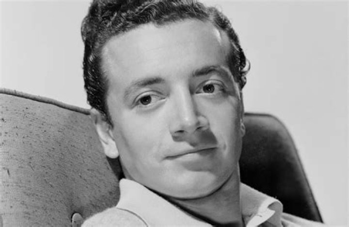 Vic Damone Biography, Age, Height, Wife, Net Worth, Family