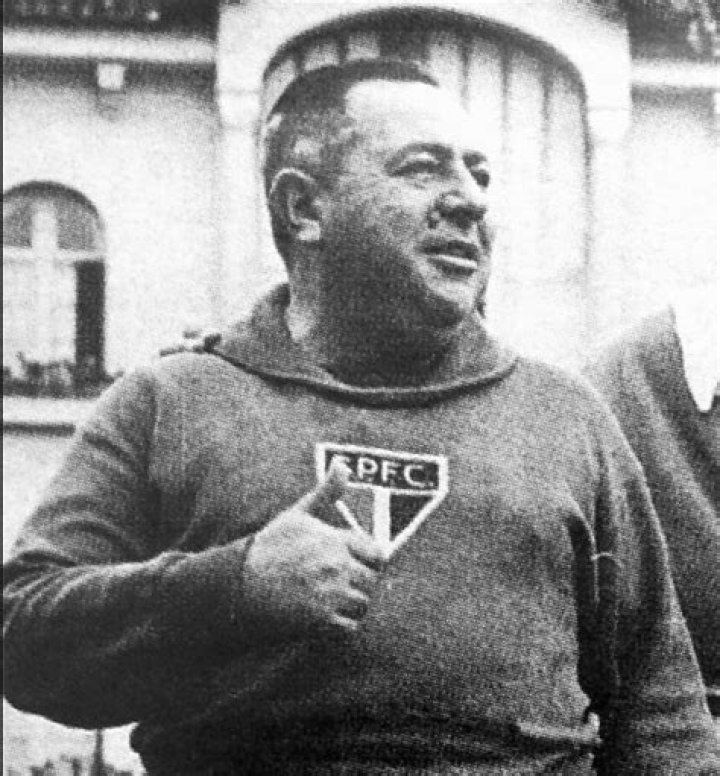 Vicente Feola Biography, Age, Height, Wife, Net Worth, Family